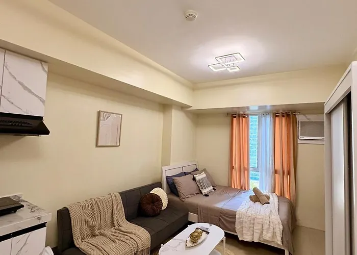 Pool View With Wifi & Netflix , Avida Riala Aparthotel Cebu