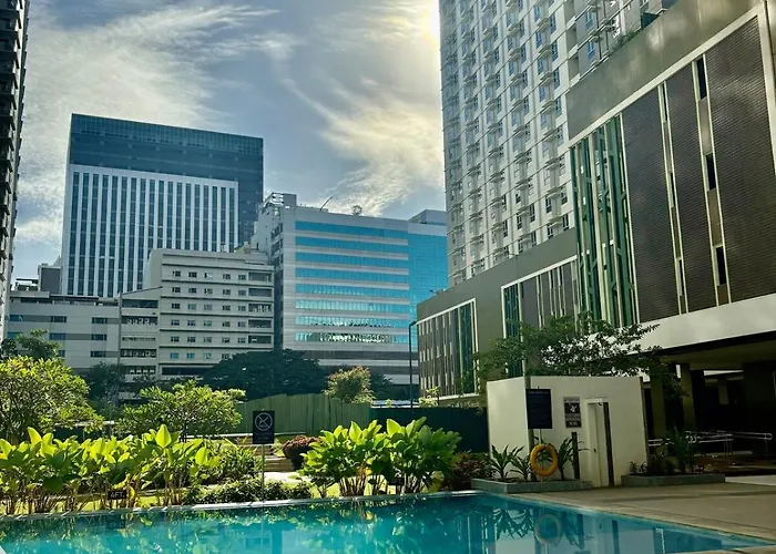 Pool View With Wifi & Netflix , Avida Riala Aparthotel Cebu